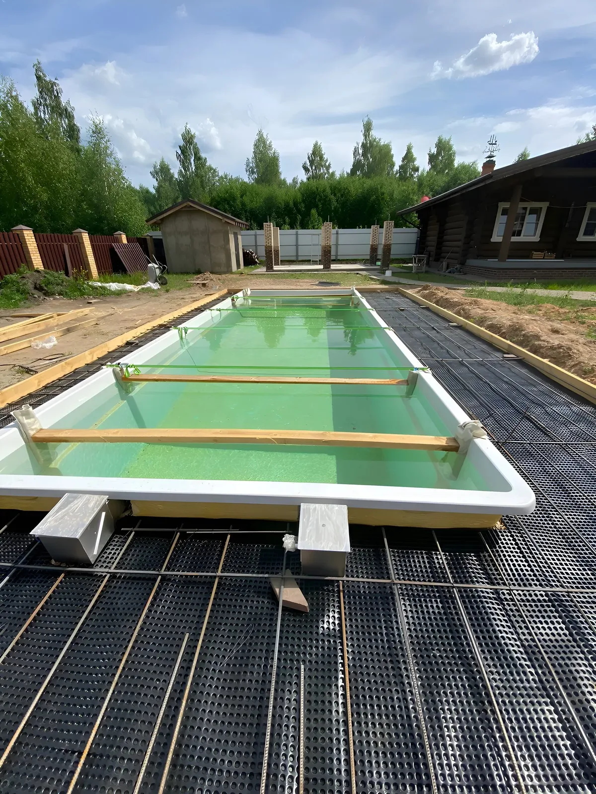 Laguna 9 — вечернее освещение в Хабаровске