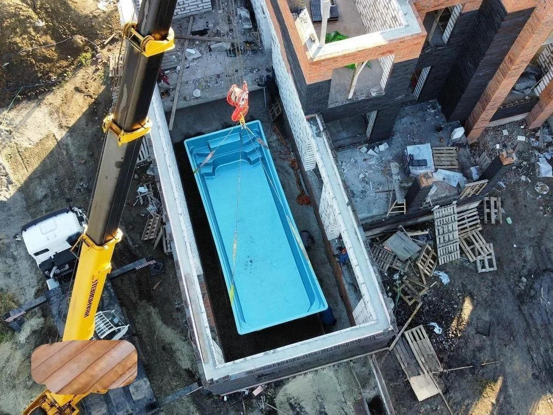 Laguna 9 — зона отдыха у бассейна в Хабаровске