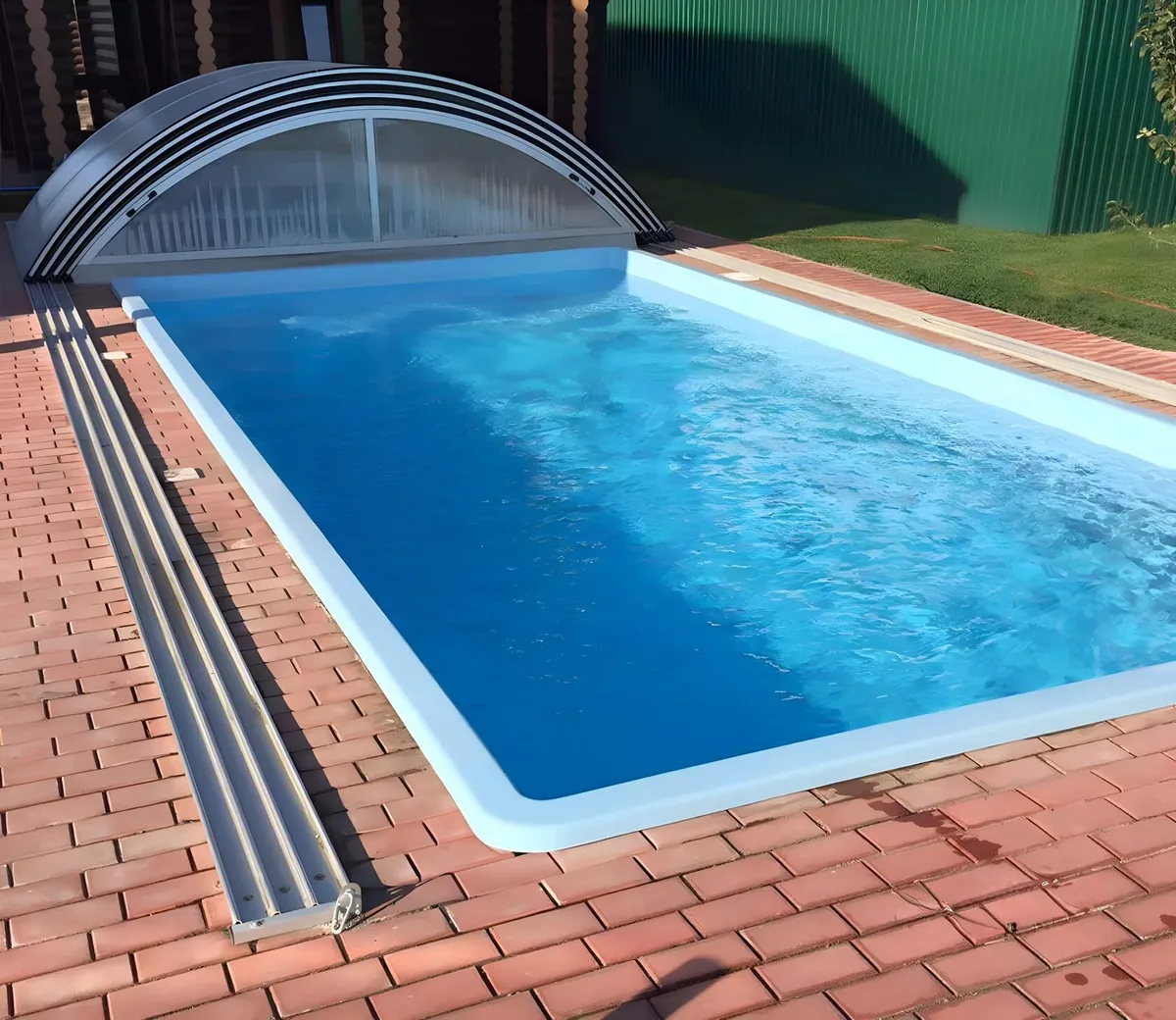 Laguna 7 — вечернее освещение в Хабаровске